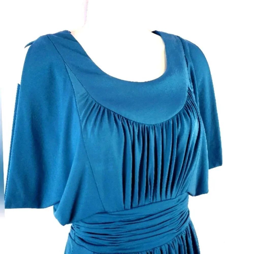 GUESS Dress - Picture 3 of 9